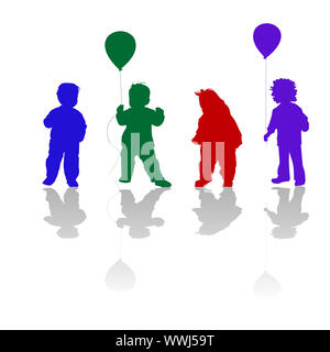 Silhouettes de petits enfants en différentes couleurs sur fond blanc Banque D'Images