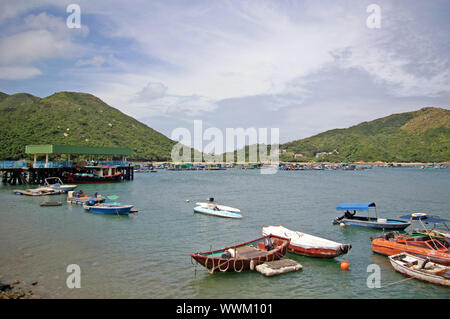 Bateaux de pêche dans l'île de Lamma, Hong Kong. Banque D'Images