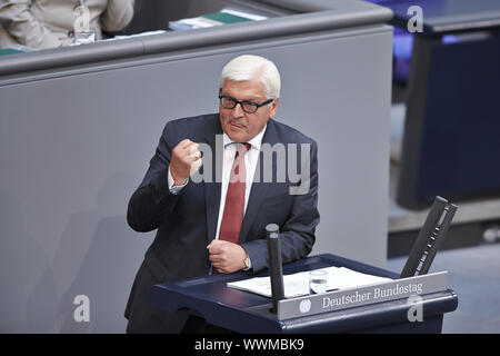 Session plénière extraordinaire du Parlement allemand sur la situation en Allemagne. Banque D'Images