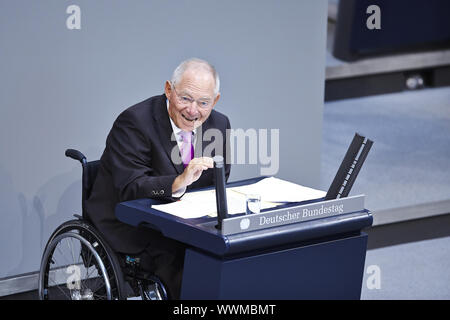 Session plénière extraordinaire du Parlement allemand sur la situation en Allemagne. Banque D'Images