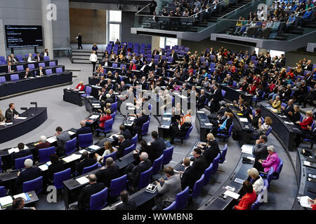 Session plénière extraordinaire du Parlement allemand sur la situation en Allemagne. Banque D'Images