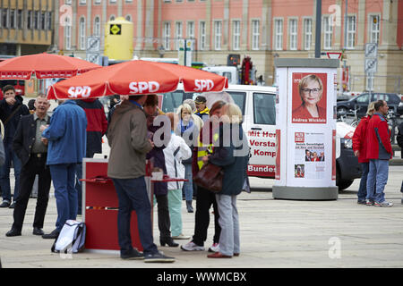 Les dirigeants du SPD à la campagne électorale à Potsdam Banque D'Images