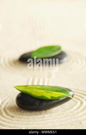 Des pierres et du sable dans une paisible vie encore Banque D'Images