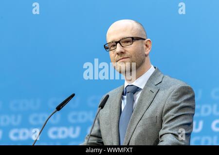 Peter Tauber (CDU), nouveau secrétaire général de la CDU, à la conférence de presse. Banque D'Images