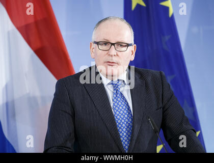 Steinmeier rencontre Timmermans à Berlin. Banque D'Images