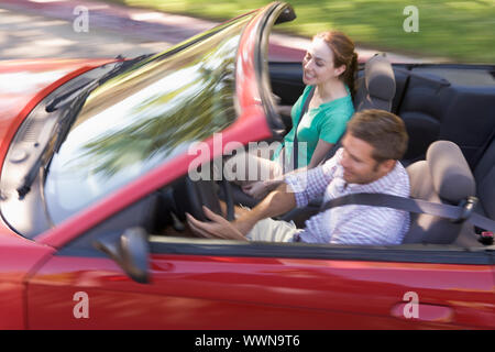 Voiture Couple smiling Banque D'Images