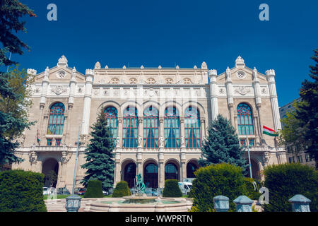 Budapest, Hongrie - 01 août 2017 : Salle de Concert Vigado dans la journée Banque D'Images