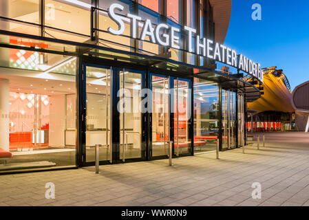 Entrée du théâtre musical à l'Elbe dans le port de Hambourg Banque D'Images