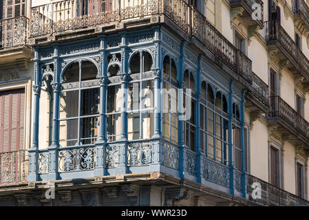 Balcon dans le Sant Pere, Santa Caterina i la Ribera Barcelone district Banque D'Images