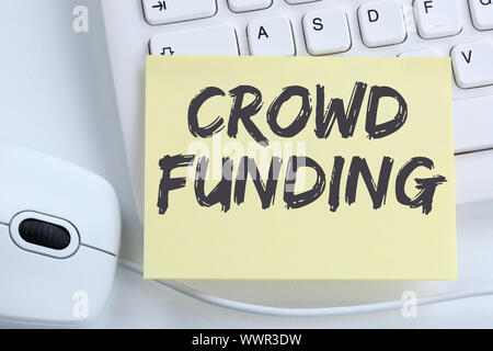 Crowdfunding Crowdfunding la collecte d'argent en ligne business internet office concept Banque D'Images