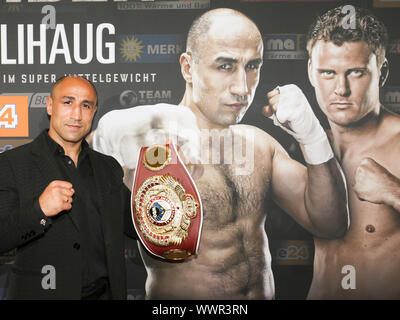 Arthur Abraham (Sauerland) de l'équipe de boxe Banque D'Images