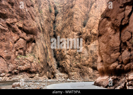 Gorges du Todgha ou Gorges du Toudra est un canyon dans les montagnes du Haut Atlas, près de la ville de Tinerhir Banque D'Images