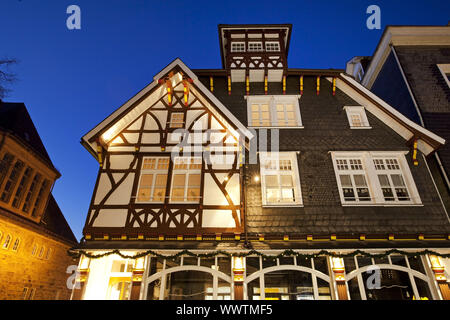 Vieille ville de Langenberg au crépuscule, Velbert, Rhénanie du Nord-Westphalie, Allemagne, Europe Banque D'Images