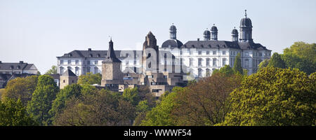 Hôtel de ville de Bensberg et palais Bensberg Bergisch Gladbach, Nordrhein-Westfalen, Germany, Europe Banque D'Images