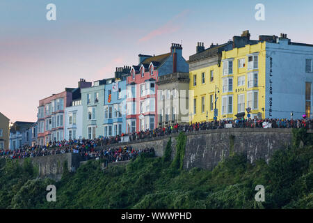 Tenby, UK. 15 Sep, 2019. Sur la photo : les foules à Tenby. Dimanche 15 septembre 2019 Re : Ironman Triathlon event à Tenby, Pays de Galles, Royaume-Uni. ATHENA : crédit PHOTO AGENCY LTD/Alamy Live News Banque D'Images