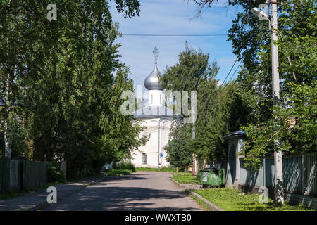 Vologda Region, Russie - le 28 juillet 2019 : église du prophète Élie dans Kamenya Ilyinsky, paroisse. Vologda Region, Russie Banque D'Images