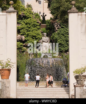 Fontaine de Ovato dans la ville de Tivoli en Italie Banque D'Images