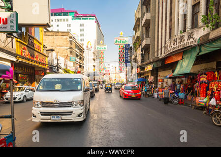 Le district est le célèbre Samphanthawong, populaire et animé de Chinatown Bangkok Banque D'Images