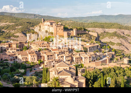 Alquezar, village de Somontano Basbastro, Huesca, Espagne Banque D'Images