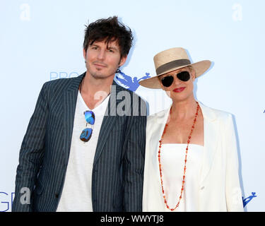 Septembre 14, 2019, Los Angeles, CA, USA : LOS ANGELES - jan 17 : Jake Marcus, Nicolette Sheridan au Project Angel Food Awards Gala à l'Hotel le 13 septembre 2019 à Los Angeles, CA (crédit Image : © Kay Blake/Zuma sur le fil) Banque D'Images