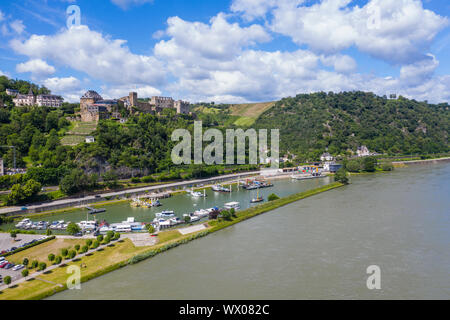 Château Rheinfels surplombant le Rhin, Site du patrimoine mondial de l'UNESCO, la vallée du Rhin moyen, Rhénanie-Palatinat, Allemagne, Europe Banque D'Images