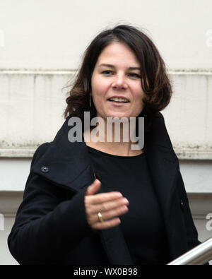 Potsdam, Allemagne. 16 Sep, 2019. Annalena Baerbock, Présidente fédérale des Verts, qui est de l'entretiens exploratoires de SPD, CDU et verts. Credit : Soeren Stache/dpa-Zentralbild/dpa/Alamy Live News Banque D'Images