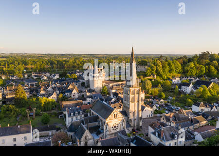 Le château et la ville de Langeais dans la vallée de la Loire, Indre et Loire, France, Europe Banque D'Images
