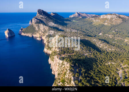 Par l'antenne de drone Cap Formentor Majorque, Iles Baléares, Espagne, Méditerranée, Europe Banque D'Images