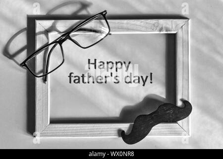 Noir et blanc. La fête des pères. Meilleur père. Concept enfant et de son père. Heureux pères jours texte. cadeau, h Banque D'Images