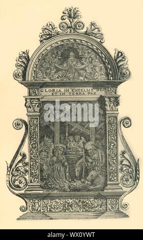 L'argent pax avec crèche, début-milieu du xixe siècle, (1881). Eau-forte d'une pax (latin pour 'paix'), un élément religieux qui est embrassé pendant le service catholique de la Messe comme un signe de paix. Au-dessus de Marie et Joseph avec l'Enfant Jésus sont les mots latins "GLORIA IN EXCELCIS DEO Et in terra pax", (Gloire à Dieu au plus haut des cieux et paix sur la terre). La section du haut représente Dieu le Père entouré d'anges. Cet exemple a été fait en Italie, probablement c1800-c1850. À partir de "le South Kensington Museum", un livre d'illustrations gravées, avec des descriptions, des oeuvres d'art de la collectio Banque D'Images