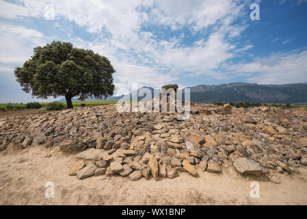 Chabola Dolmen mégalithique de la Hechicera, à La Guardia, Pays Basque, Espagne. Banque D'Images