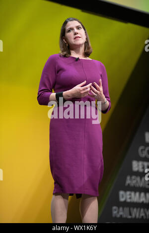 Bournemouth, Royaume-Uni. 15 Septembre, 2019. Jo Swinson, leader des libéraux-démocrates, à une session de questions/réponses avec les membres du parti libéral démocrate au cours de l'automne Banque D'Images