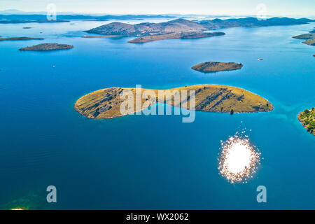 Le parc national des îles Kornati étonnante vue aérienne de l'archipel, le paysage de la Dalmatie, Croatie Banque D'Images