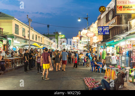 Khao San road dans le centre de Bangkok Banque D'Images