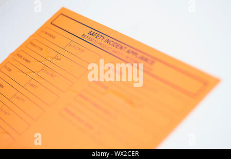 Avis d'incident de sécurité sur un sèche-linge Whirlpool Hotpoint Banque D'Images