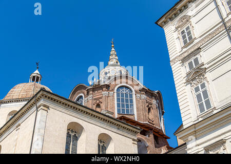 La coupole de la Cathédrale de Turin une cathédrale catholique romaine dédiée à Saint Jean le Baptiste, Turin, Italie Banque D'Images