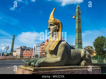 Sphinx égyptien de pont sur la Rivière Fontanka, Saint Petersburg, Russie Banque D'Images