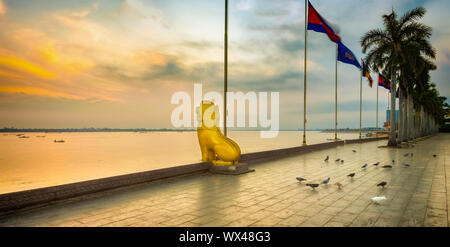 Phnom Penh Riverside. Le Cambodge. Panorama Banque D'Images