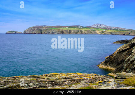 Une grande baie près de South Stack, Holyhead Banque D'Images