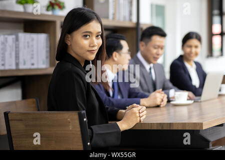 Portrait de femme Confidense Banque D'Images