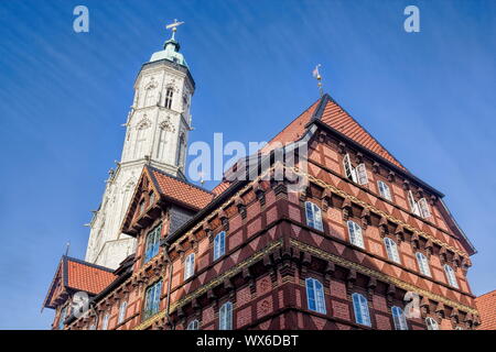 Vieille Balance et Andreaskirche Banque D'Images