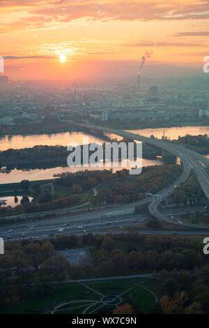 Magnifique coucher de soleil sur Vienne Banque D'Images
