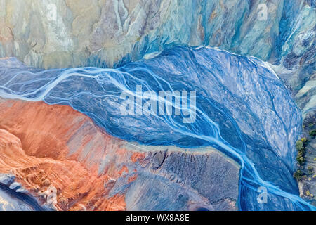 Canyon spectaculaire et Riverbed Banque D'Images