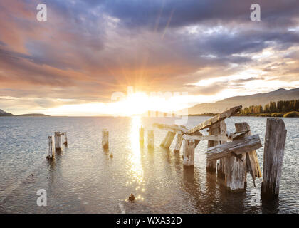 Pier sur le lac Banque D'Images