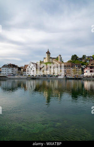 Schaffhausen, SH / Suisse - 22 Avril 2019 : château Munot et du Rhin à Schaffhouse ville Banque D'Images