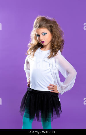 Maquillage mode enfants fashiondoll kid girl sur purple Banque D'Images