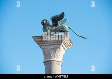 Statue de Lion sur la place San Marko Banque D'Images