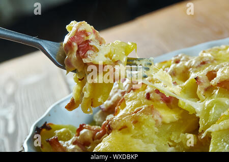 Tartiflette Poulet français Banque D'Images
