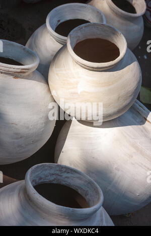 Pots en argile à vendre à Jodhpur, Inde, Asie Banque D'Images