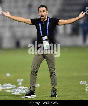 Doha, Qatar. 16 Sep, 2019. Le qatari Al Sadd entraîneur en chef Xavi Hernandez réagit au cours de la deuxième étape de l'Arabie contre match quart Al-Nassr lors de la Ligue des Champions de l'AFC à Doha, capitale du Qatar, le 16 septembre 2019. Al Sadd a remporté le match 3-1 et se sont qualifiés pour les demi-finales sur un score de 4-3. Nikku Crédit : Crédit : Xinhua/Xinhua/Alamy Live News Banque D'Images